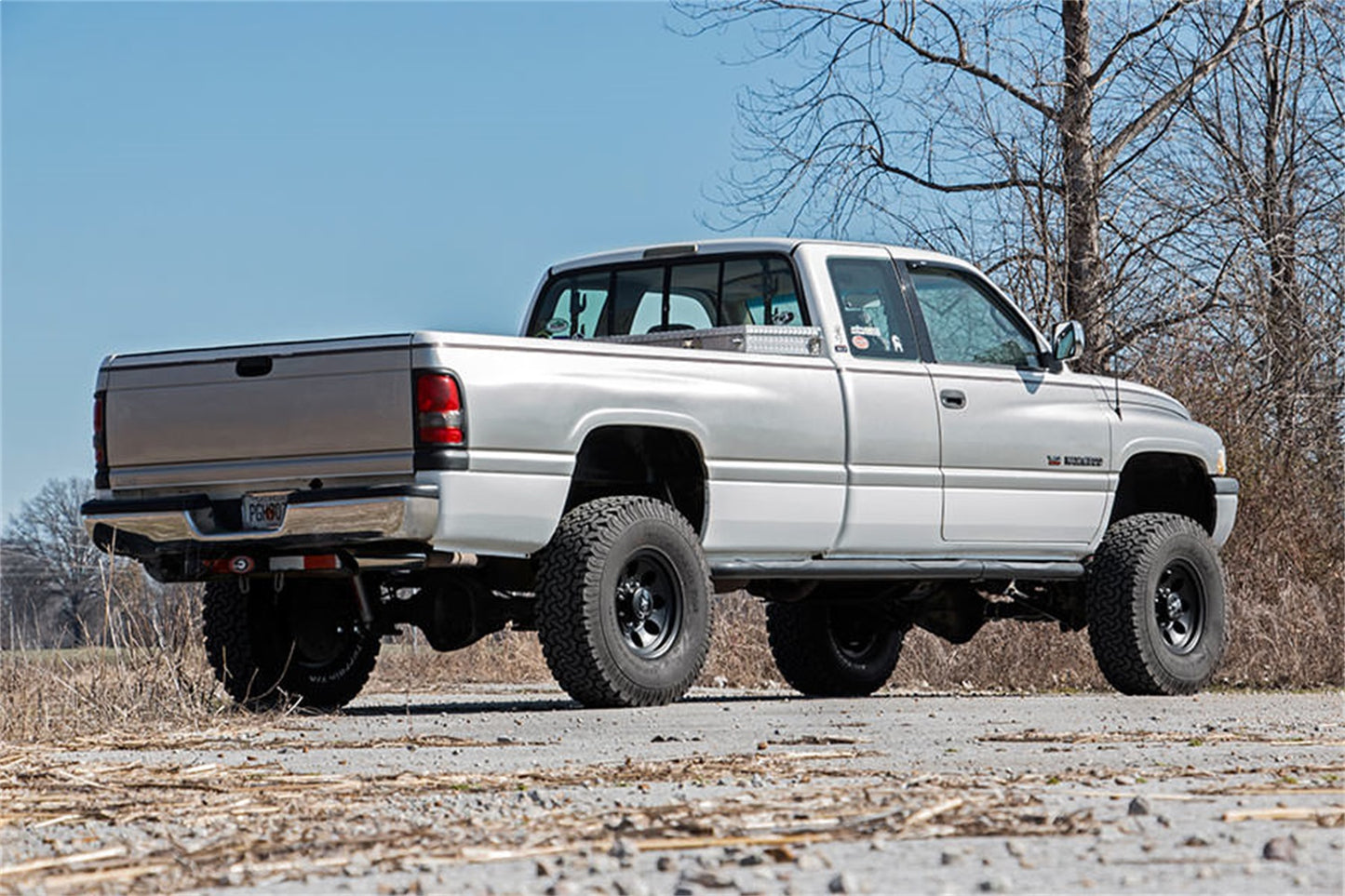 Rough Country 3 in Suspension Lift Kit w/Shocks - 351.20