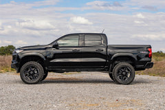 Rough Country 4 in Suspension Lift Kit w/Shocks - 13230