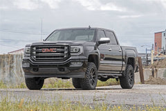 Rough Country 3.5 in Suspension Lift Kit w/Shock - 19457
