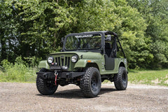 Rough Country 2.5 in Leveling Lift Kit - 99000