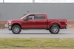 Rough Country 2 in Leveling Lift Kit w/Shocks - 56930