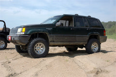 Rough Country 4 in X-Series Suspension Lift Kit w/Shocks - 68820