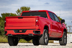 Rough Country 3.5 in Suspension Lift Kit w/Shocks - 28830