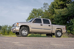Rough Country 1.5 in. to 2.5 in Front Leveling Kit - 7592