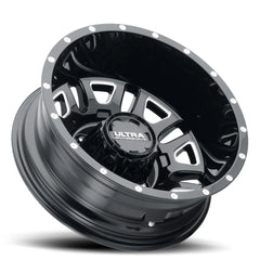003-7699RBM 17X6.5 8X210 (-140) ULT 003RBM Hunter Dually (HB 154.3)
