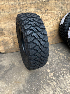 LT33/12.50R15 Centennial Dirt Commander M/T Load Range C TCD1533125C